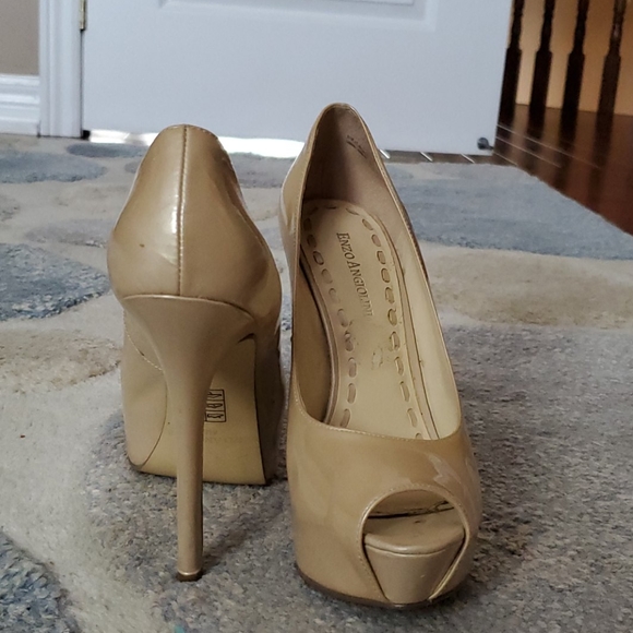 Shoes - Picture 2 of 2